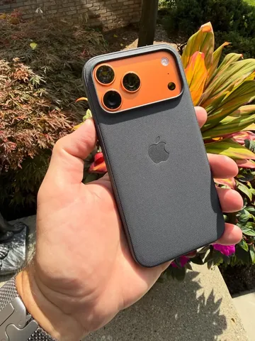detroitborg Instagram post about Product variants