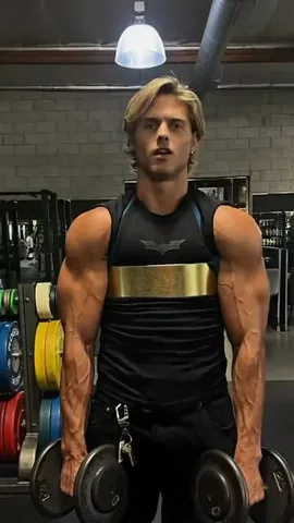 devenfagan Instagram post about Fitness apparel promotion