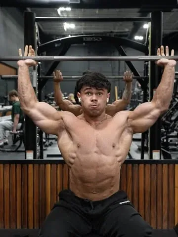 devinbernardo Instagram post about Muscle growth