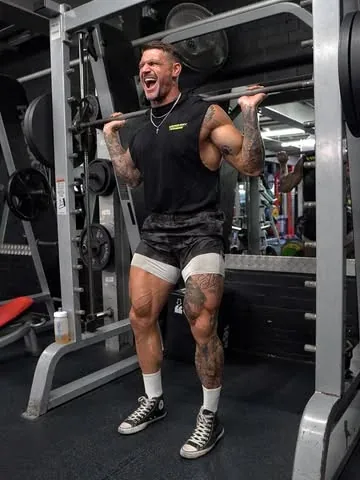 dickersonross Instagram post about Leg workout