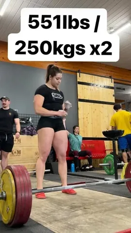 djessicabuettner Instagram post about Powerlifting personal record