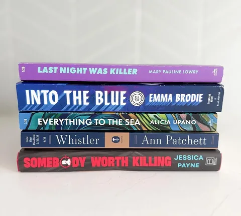 downtogetthefictionon Instagram post about Choosing a travel read