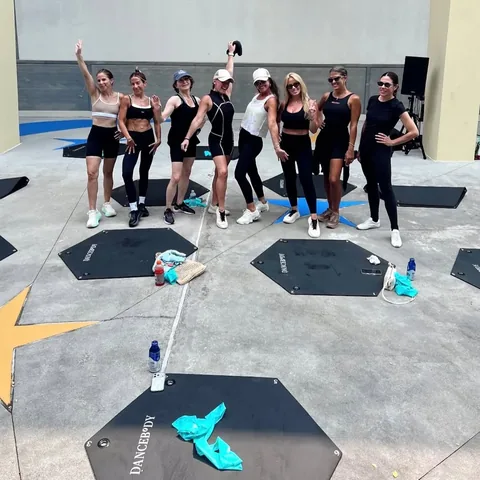 downtownchicmoms Instagram post about Charity fitness event