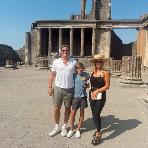 downtownchicmoms Instagram post about Pompeii travel