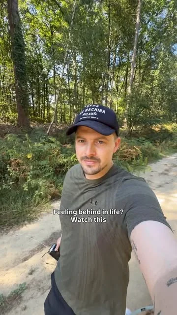 dralexgeorge Instagram post about Life progress and comparison