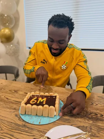 drkojosarfo Instagram post about Audience milestone