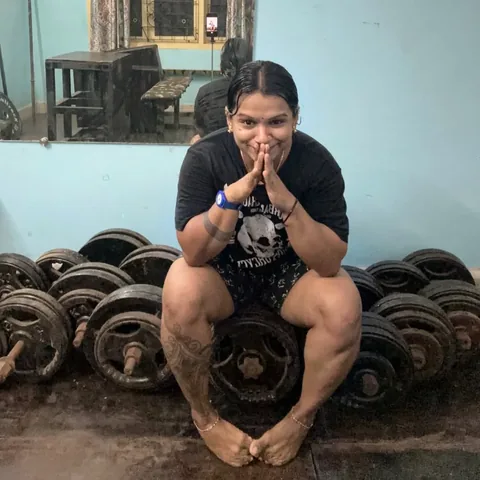 duh_shredder Instagram post about Gym equipment