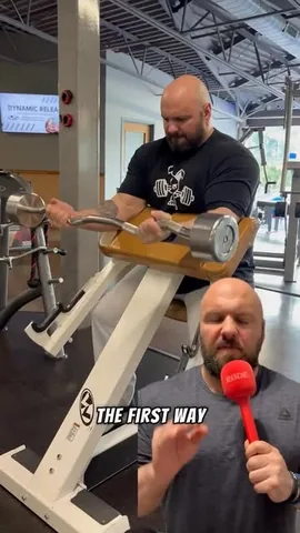duncanlukas Instagram post about EZ bar curl technique