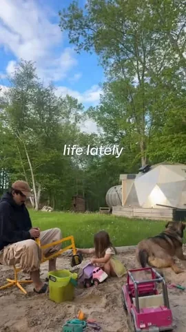 eamonandbec Instagram post about Gratitude and family life
