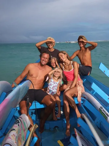 earthyandy Instagram post about Family vacation destination