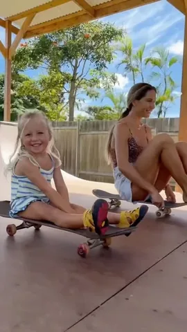 earthyandy Instagram post about Children’s outdoor shoes