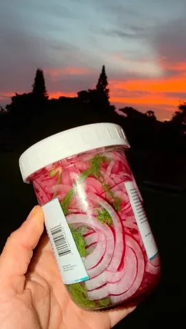 earthyandy Instagram post about Pickled red onion recipe