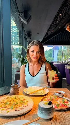 eat.wear.travel Instagram post about Restaurant review