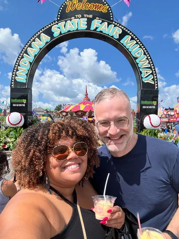 eclectickurves Instagram post about Midwest weekend activities