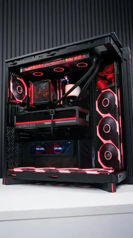 ed.techsource Instagram post about Subscriber gaming PC build