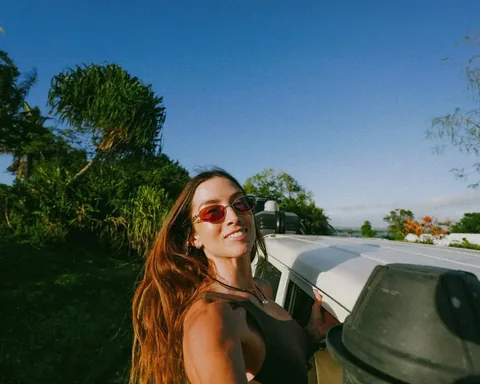 elayna.carausu Instagram post about New life in Vanuatu