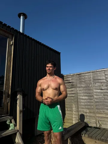 elliotbfit Instagram post about Lifestyle
