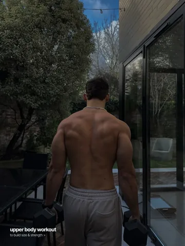 elliotbfit Instagram post about Strength training