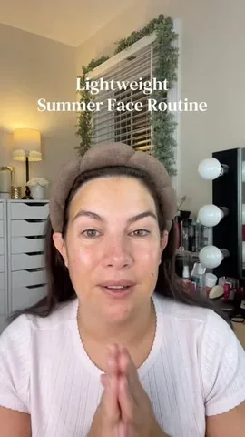 emilynoel83 Instagram post about Face makeup