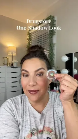 emilynoel83 Instagram post about Eyeshadow tutorial