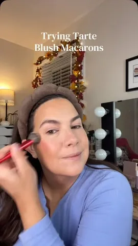 emilynoel83 Instagram post about Blush application