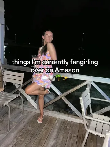 emjacquelyn Instagram post about Summer fashion