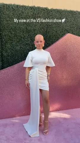 emmycombss Instagram post about Fashion event