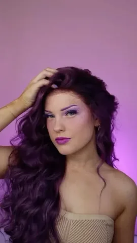 emmycombss Instagram post about Makeup tutorial