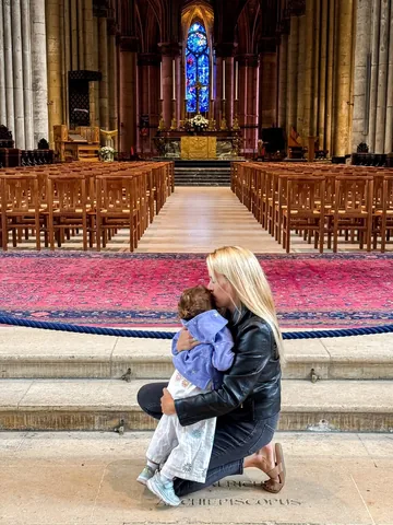emwilss Instagram post about Joan of Arc and Reims Cathedral