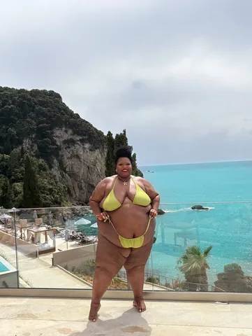 enamasiama Instagram post about Body positive travel