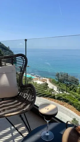 enamasiama Instagram post about Travel lifestyle