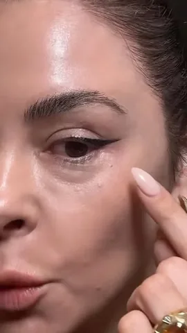 ericataylor2347 Instagram post about Eyeliner technique