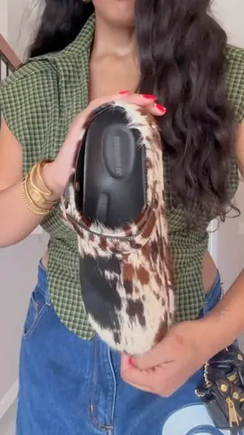 essiegolden Instagram post about Friend’s shoe collaboration