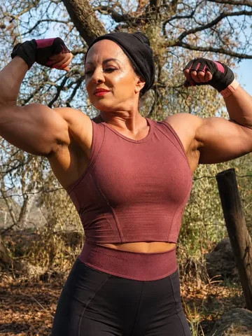 evagzman58_ifbbpro Instagram post about Bodybuilding achievement