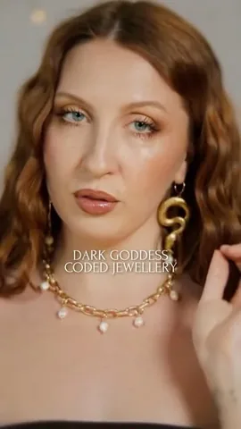 evangelinemolly Instagram post about Goddess styling