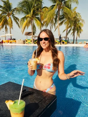 _everyday_ash_ Instagram post about Jamaica vacation
