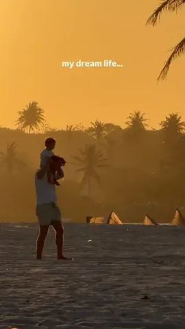 explorerssaurus_ Instagram post about Family moment