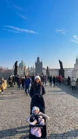 explorlands Instagram post about Prague sightseeing