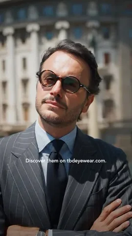 fabioattanasio Instagram post about Photochromic lenses