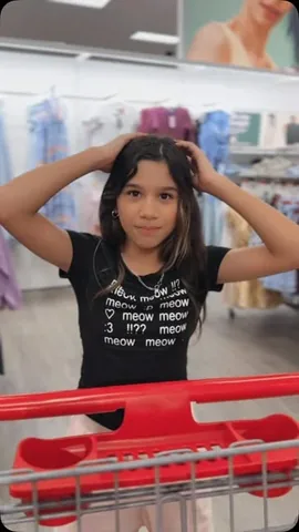 familiadiamond Instagram post about Back to school shopping