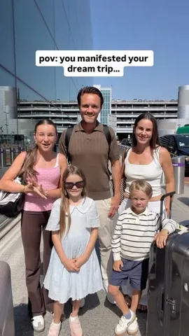 familyfizz Instagram post about Japan family adventure
