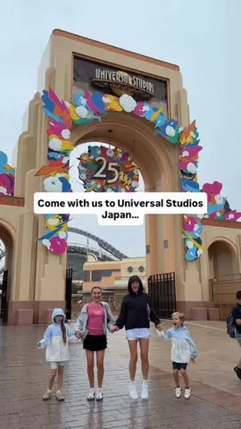 familyfizz Instagram post about Universal Studios Japan