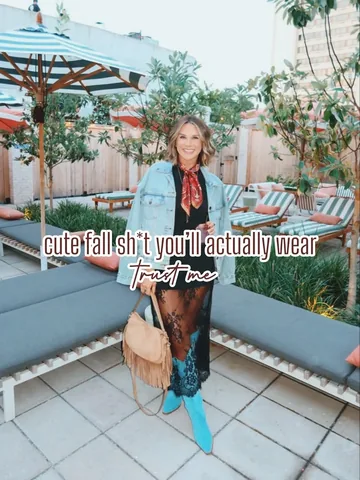 fashionablyhilaryl Instagram post about Everyday fall fashion