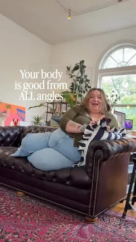 fatgirlflow Instagram post about Body representation