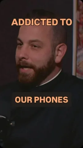 father_simon Instagram post about Phone addiction