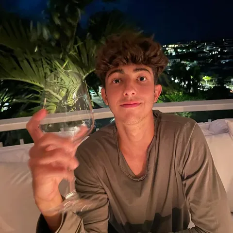 fazemegga Instagram post about Lifestyle and personal style