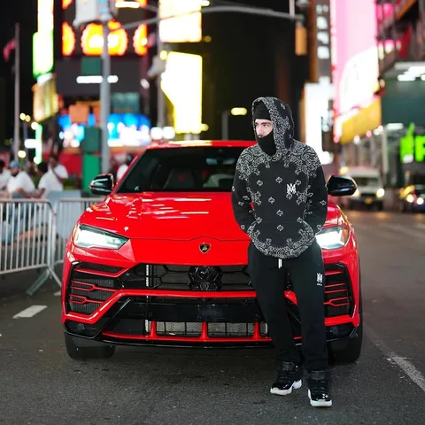 fazesway Instagram post about Personal identity beyond gaming