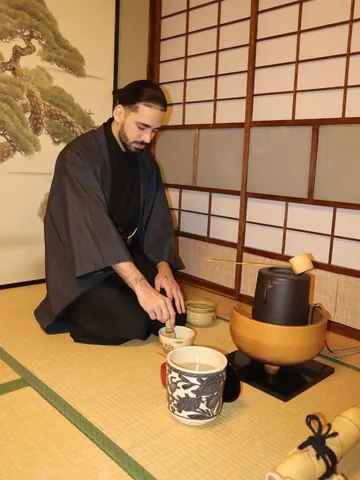 fazesway Instagram post about Kyoto travel