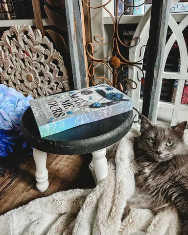 fearyourex Instagram post about Make Me Yours book feature