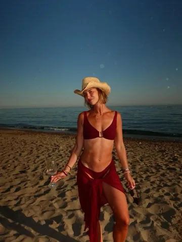 fernemccann Instagram post about Marbella trip